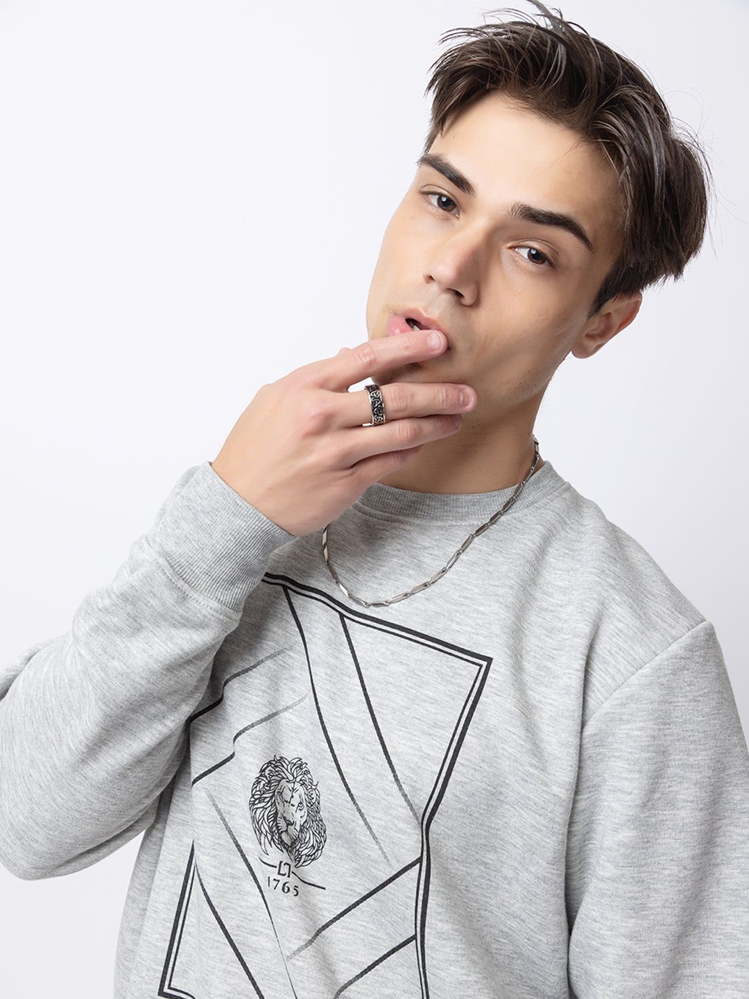 1002 Oversized Quilted Fleece Sweatshirt I Grey