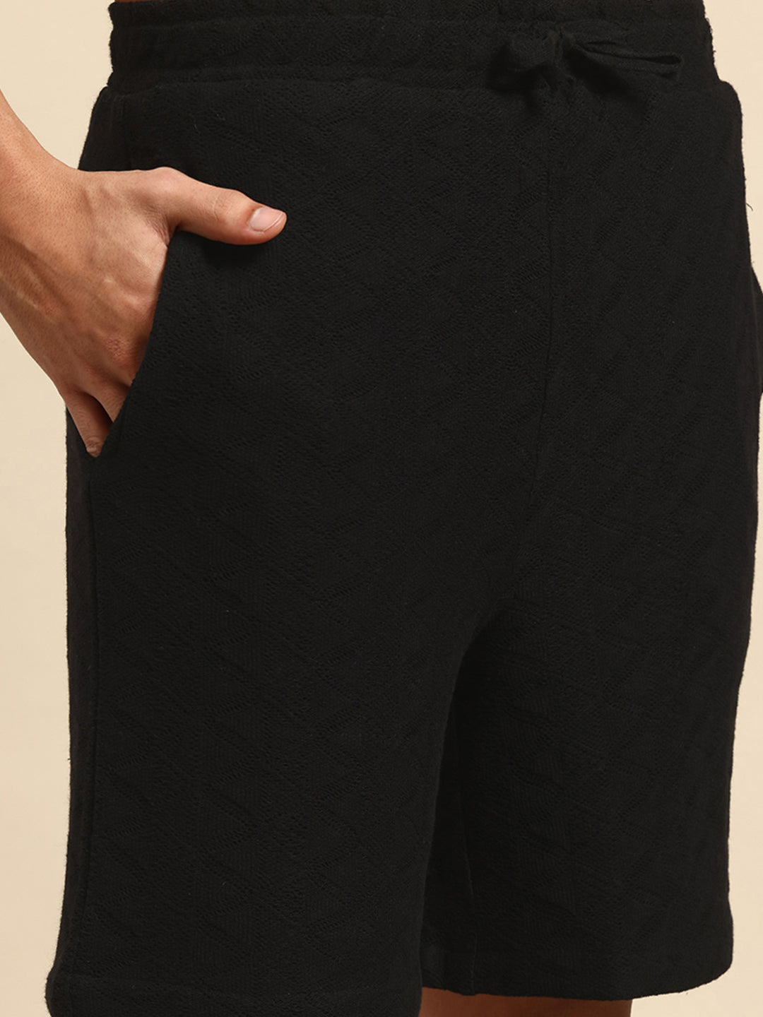 147 Resort Shorts Crochet I Black