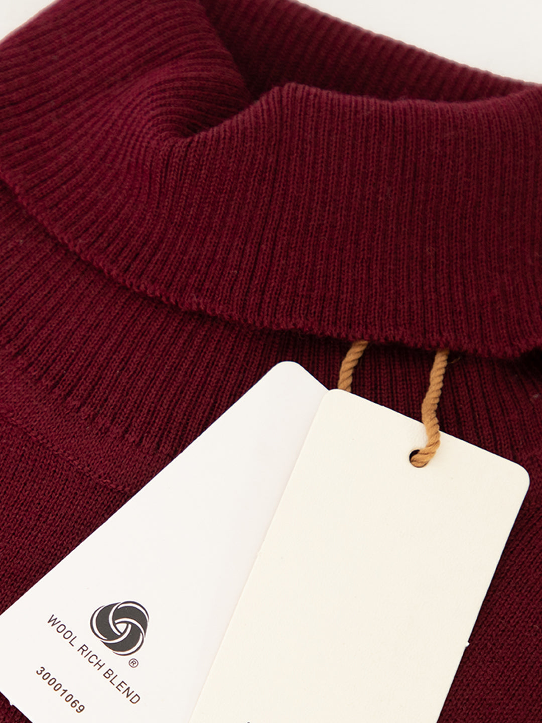 230 Turtle Neck Pullover I Wool I Woolmark Certified I Wine