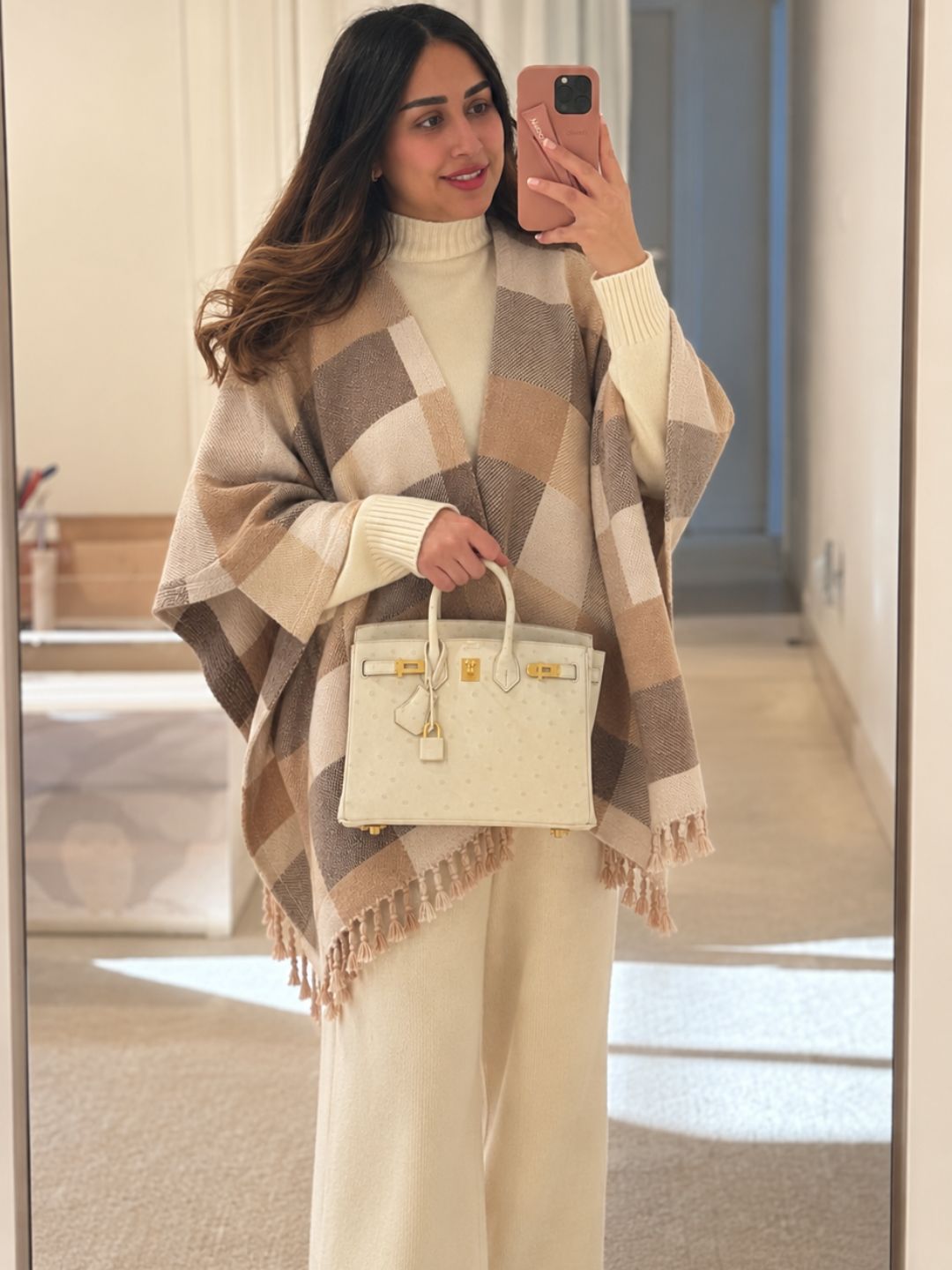 341 Cape Shrug I Camel