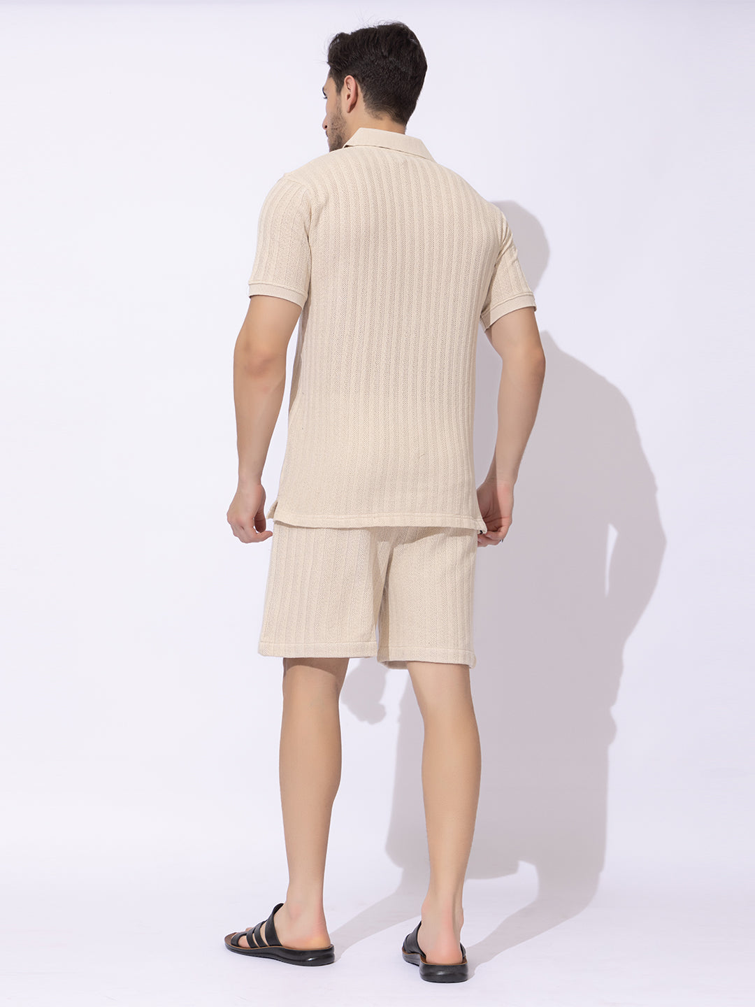 506 Crochet Resort T-shirt