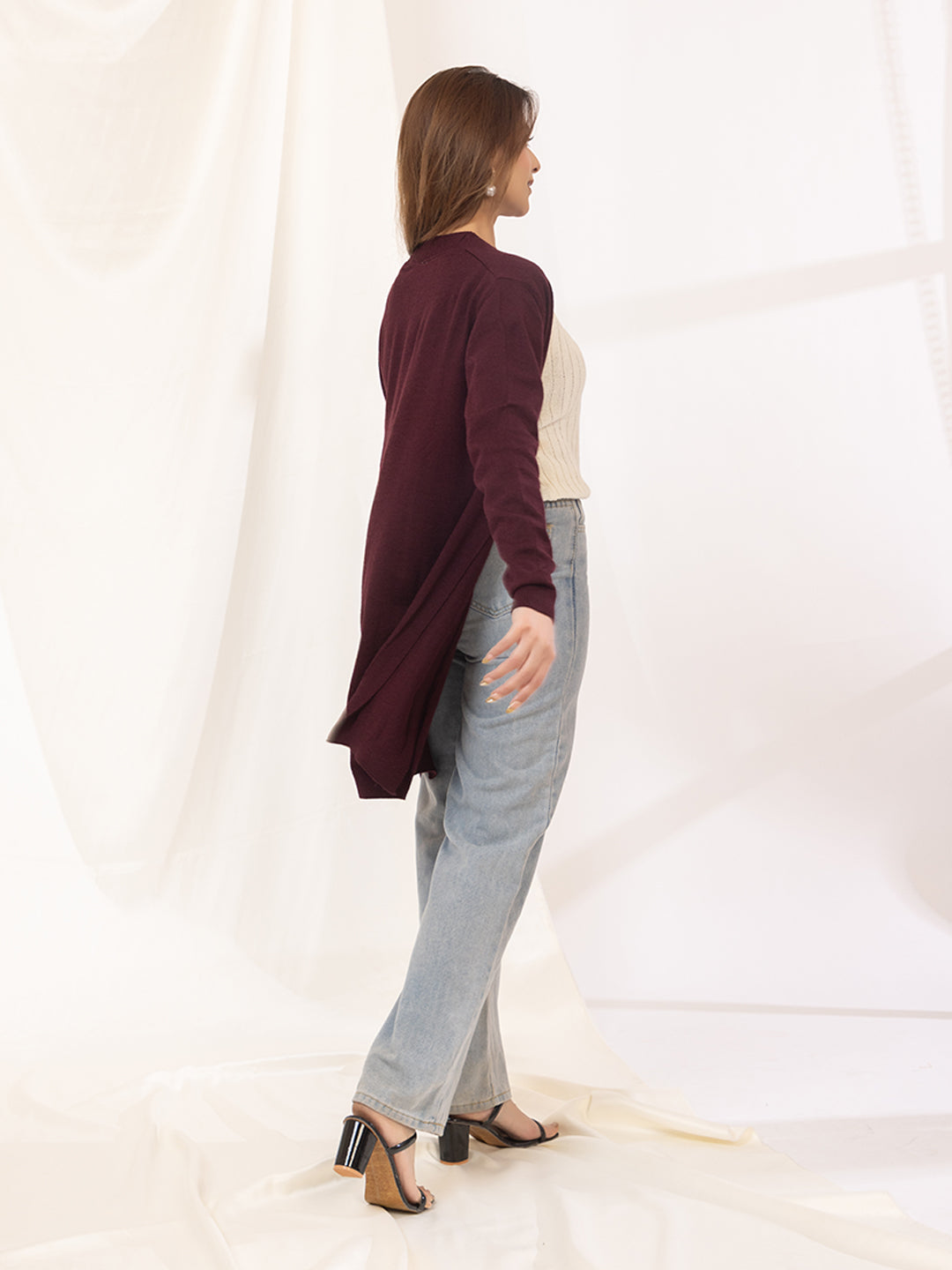 017 Woollen Shrug I Burgundy Wine