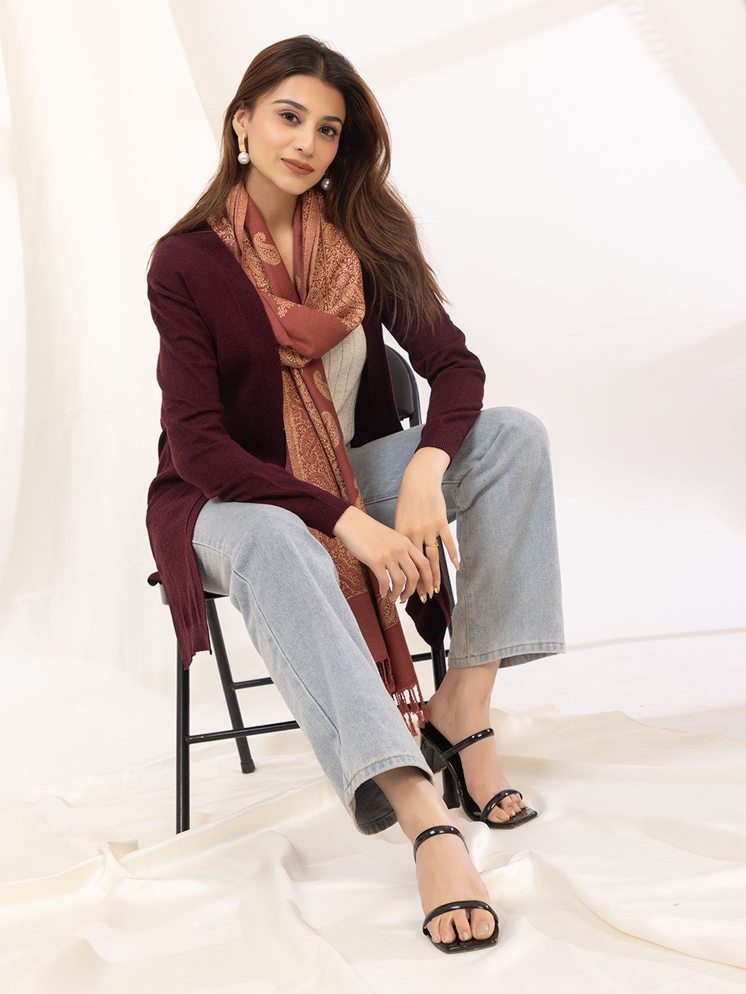 017 Woollen Shrug I Burgundy Wine