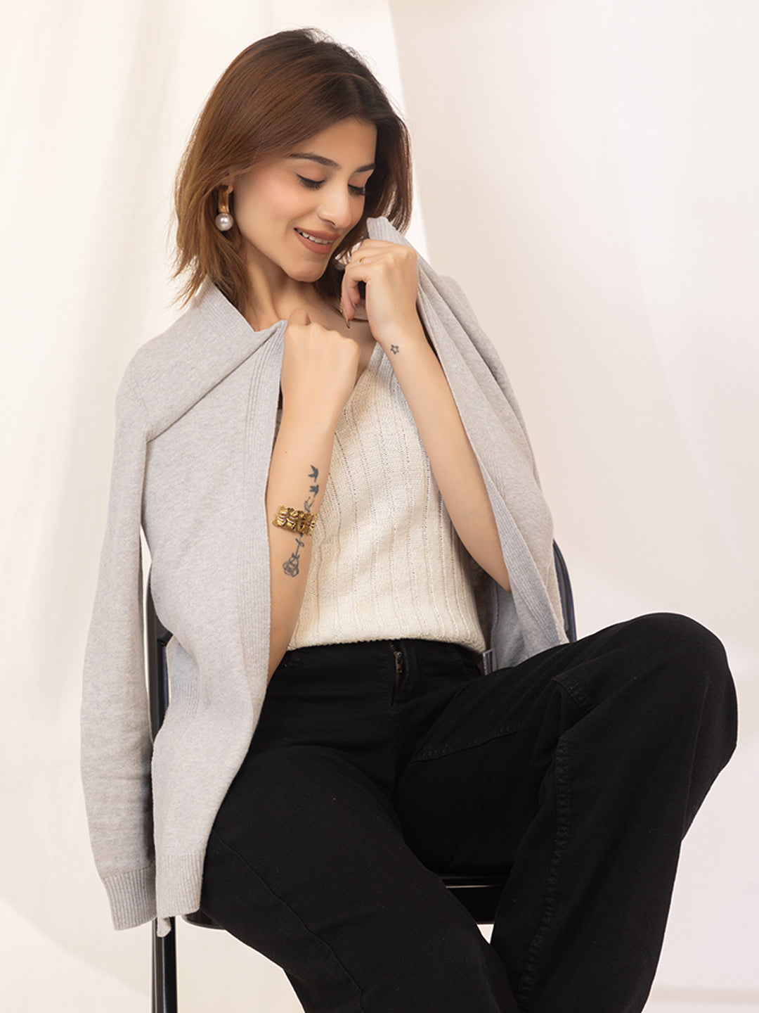 017 Winter Knit Shrug I Grey