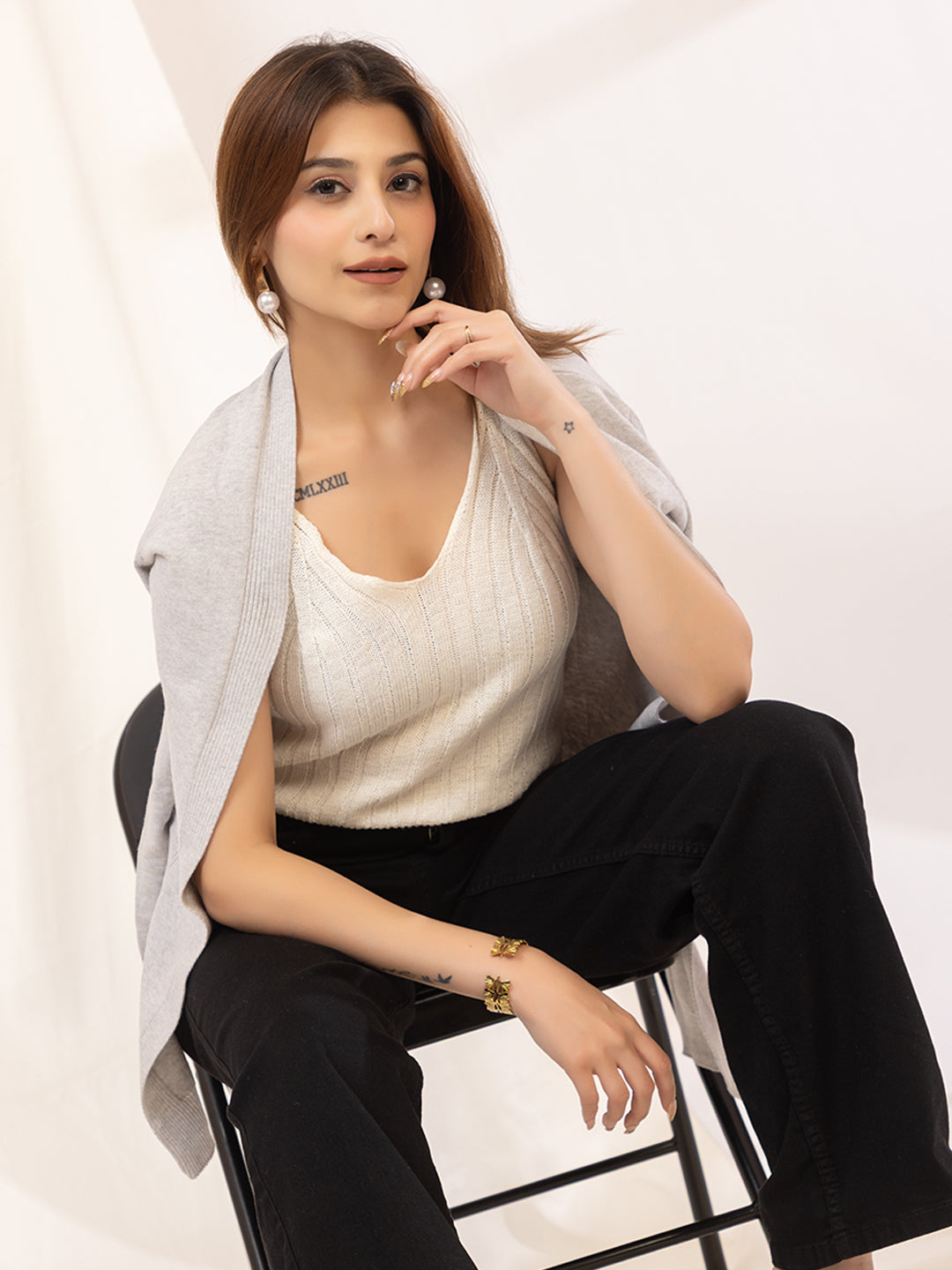 017 Winter Knit Shrug I Grey