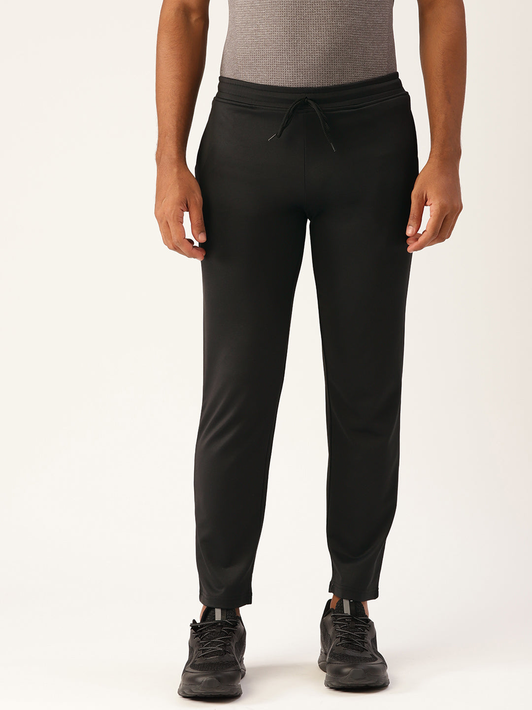 145 Men's DRI-Fit Trackpant I Black