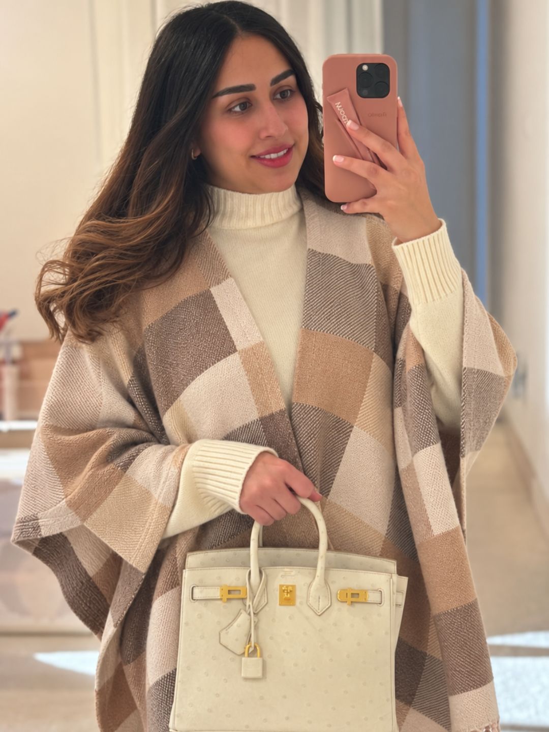 341 Cape Shrug I Camel