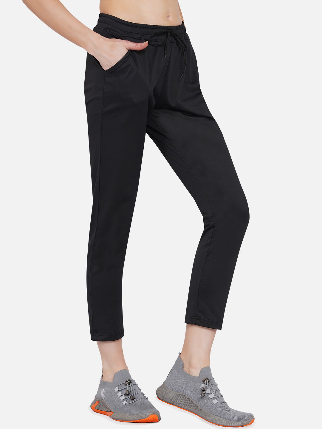 150 Women's Multi-Utility Dri-FIT Trackpant